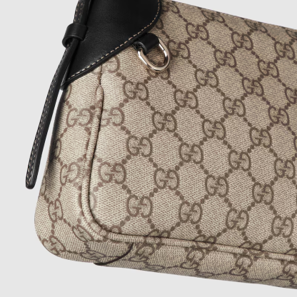 GG EMBLEM SMALL SHOULDER BAG